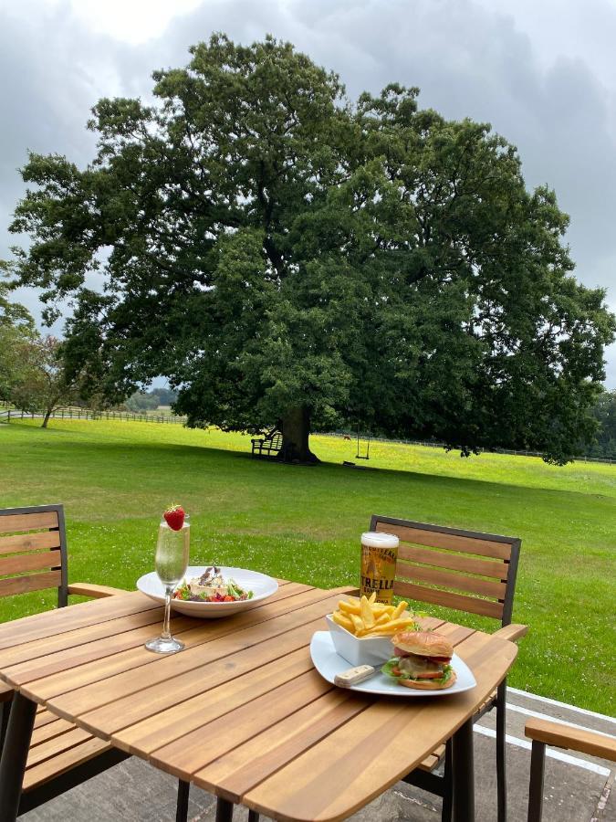 Singleton Lodge Country House Hotel Poulton-le-Fylde Eksteriør billede