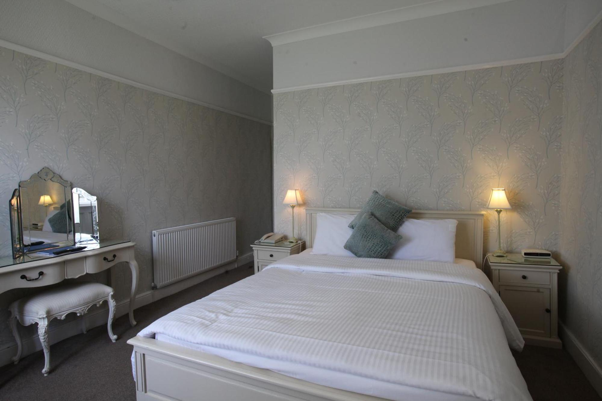 Singleton Lodge Country House Hotel Poulton-le-Fylde Eksteriør billede